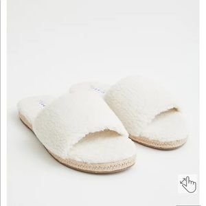Ivory Shearling slides